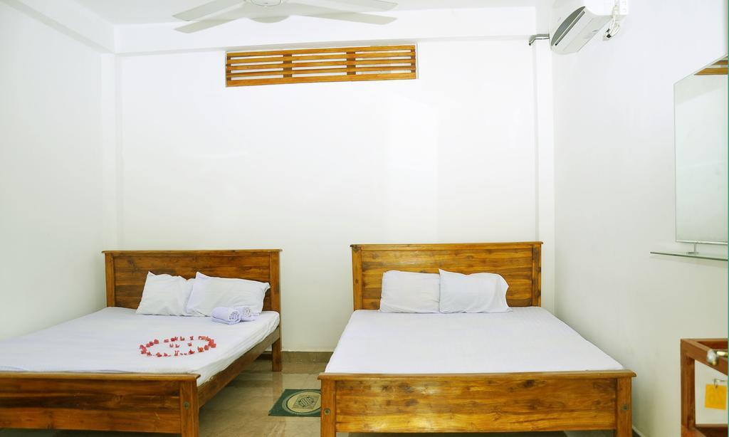 Hotel Flamingo Anuradhapura Exterior foto