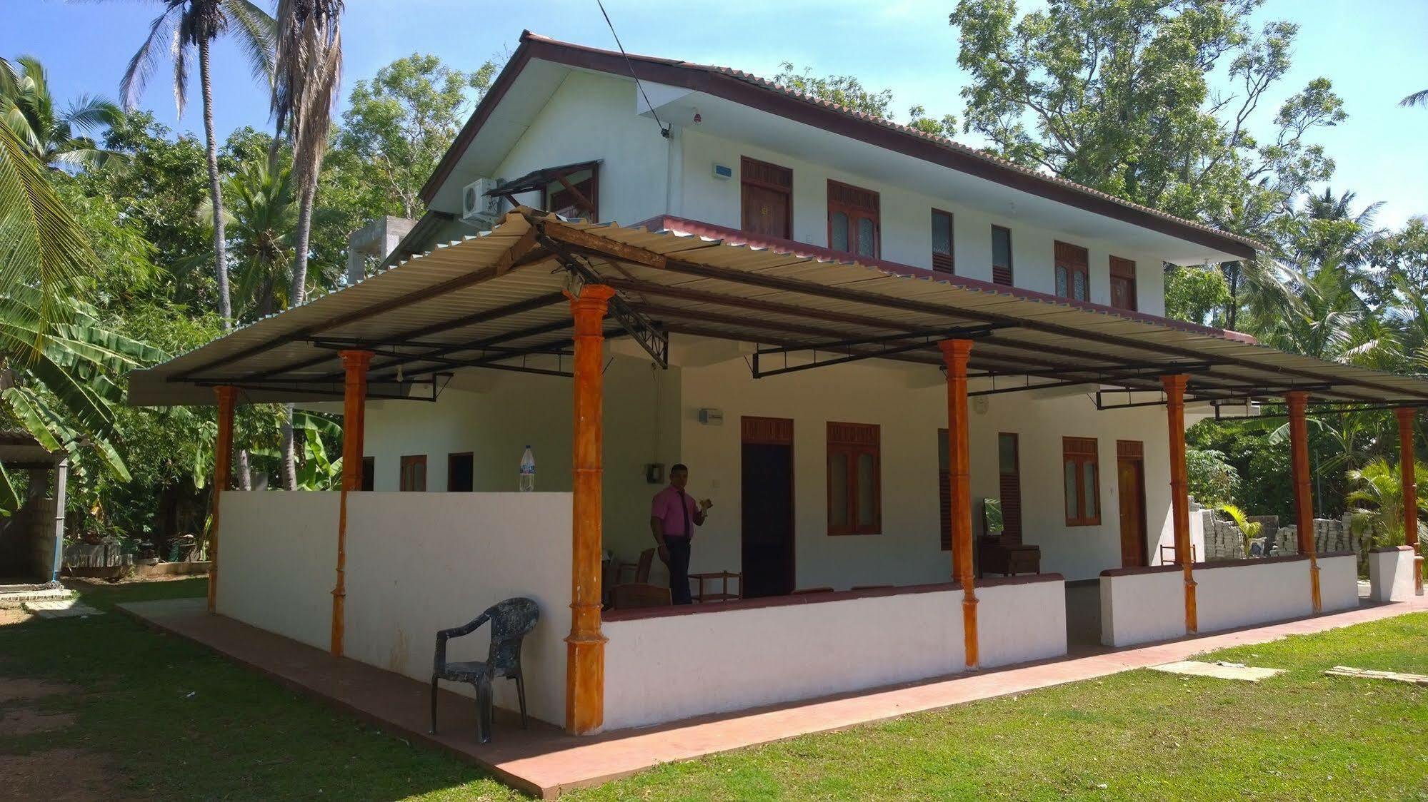 Hotel Flamingo Anuradhapura Exterior foto